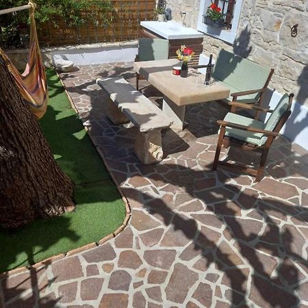 Villa Casa Girasole Buje Exterior foto